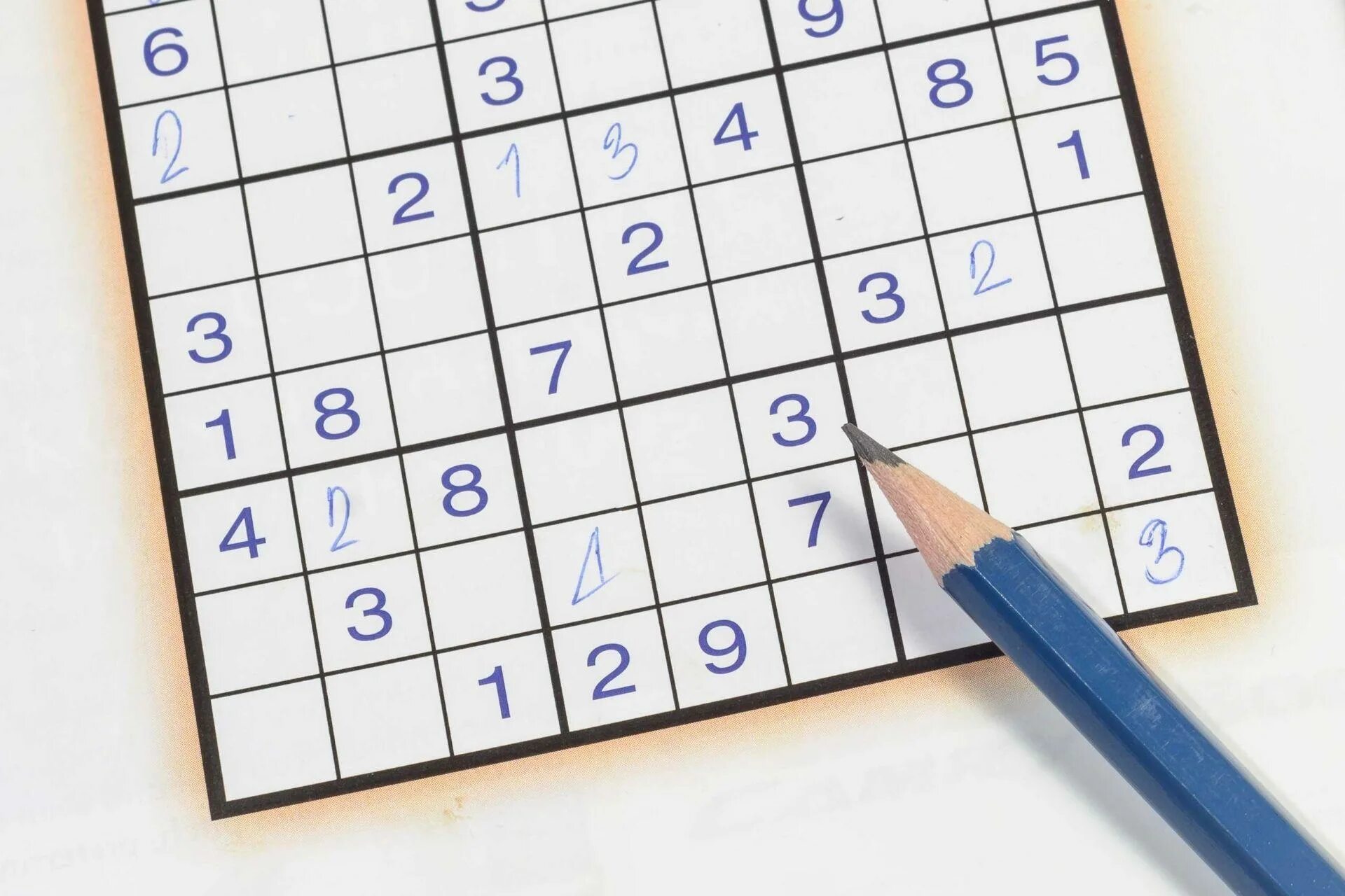 Судоку. Игра Sudoku. Судоку картинки. Судоку решение. Начатый судоку