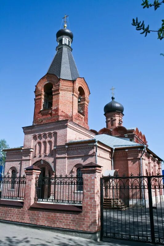 сосенки храм казанской иконы. ламишино храм казанской божьей. храм в сосенках на калужском шоссе. храм казанской иконы в южном бутово. тропарёвский казанская церковь в сосенском.