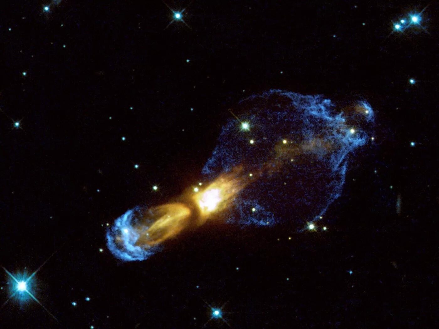 Туманность тухлое яйцо. Планетарная туманность NGC 2438. Планетарная туманность стухшее яйцо. Смерть звезды в космосе.