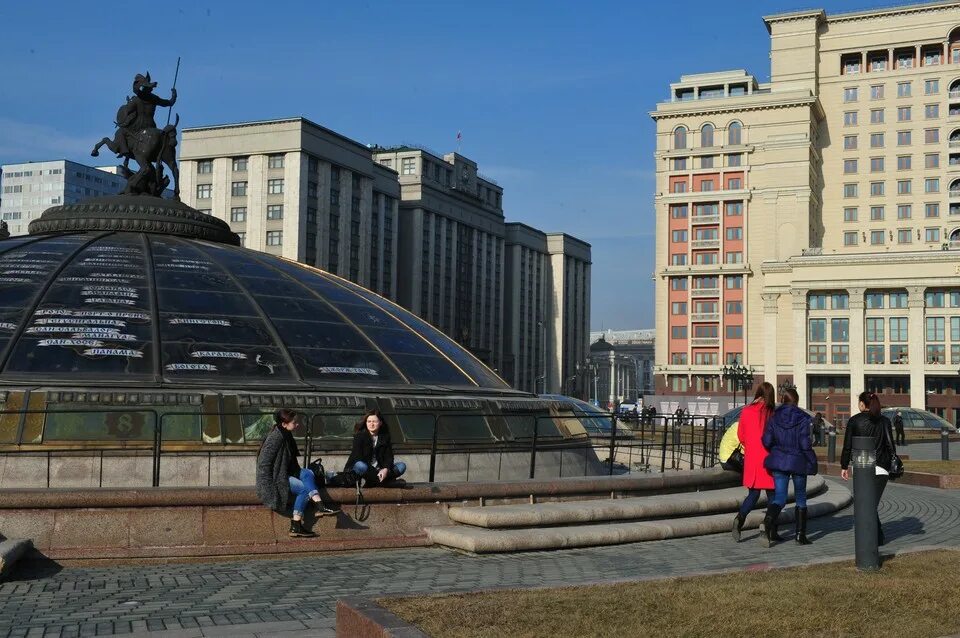 Сегодня на охотном. Торговый комплекс Охотный ряд Москва. Охотный ряд Москва вид. Охотный ряд здание сверху. Охотный ряд 2024.