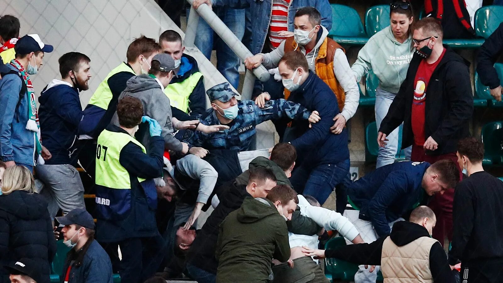 16 ноября 2013 года