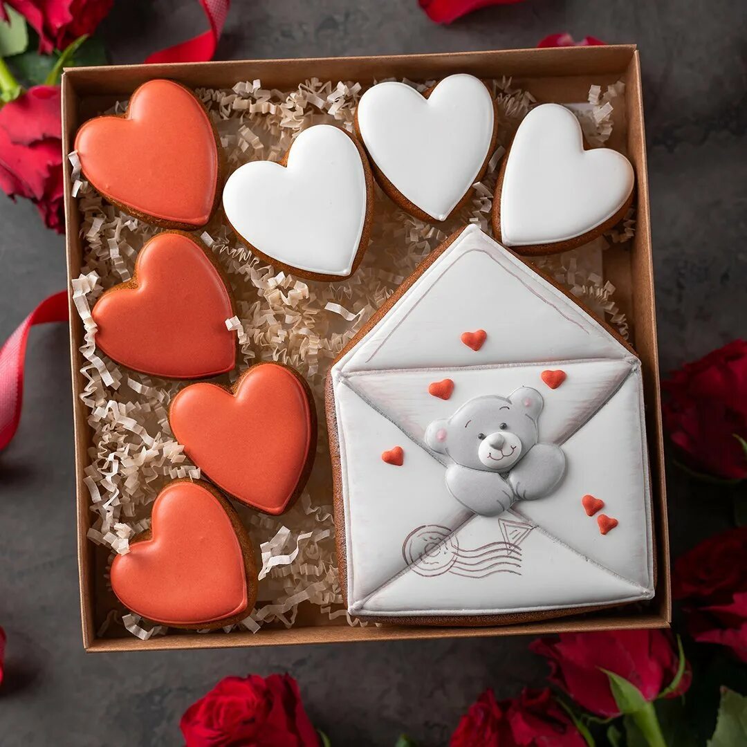 Пряники на день святого валентина. Пряники на день влюбленных. Имбирные пряники на день святого валентина. Имбирные пряники на 14 февраля. Печенье на день святого валентина.