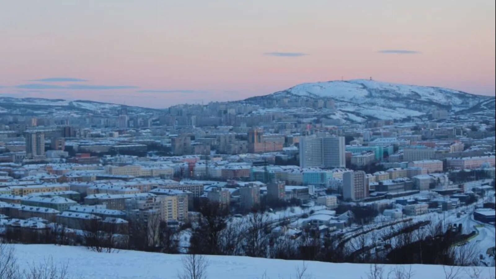 Инди мурманск. Город Кировск Мурманская область. Апатиты Мурманск. Мурманск зимой. Мурманская область зимой.