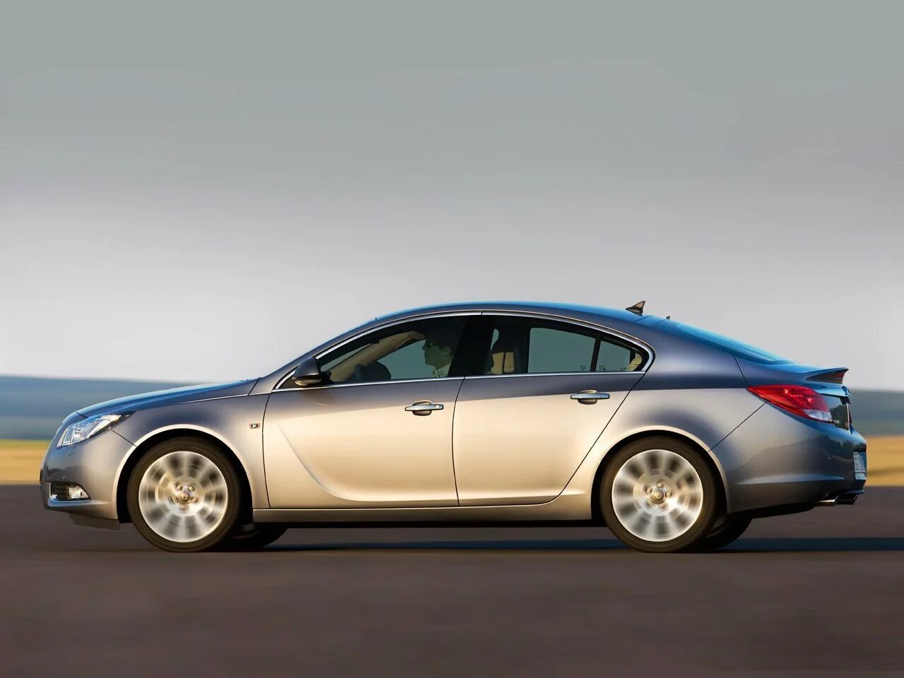 Opel insignia 2008. Опель инсигния турбо. Опель инсигния хэтчбек 2012. Опель инсигния хэтчбек 2013. Опель инсигния хэтчбек 2012.
