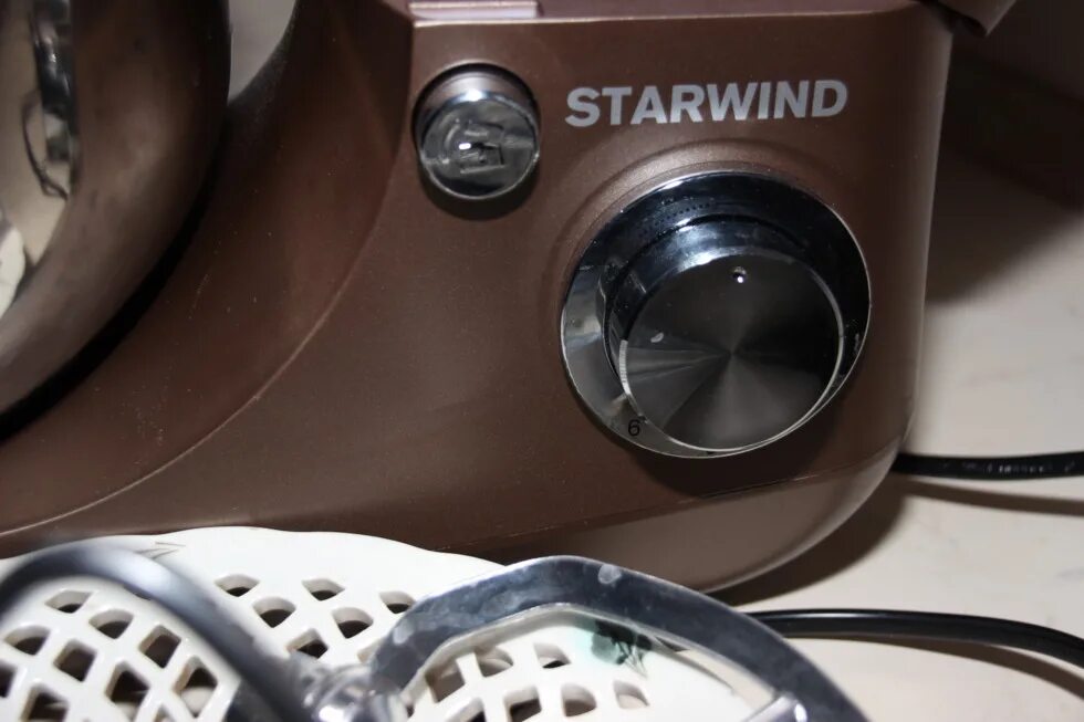Starwind scv4440. Планетарный миксер старвинд. Starwind spm5189. Starwind spm5187. Starwind 5188 планетарный миксер.