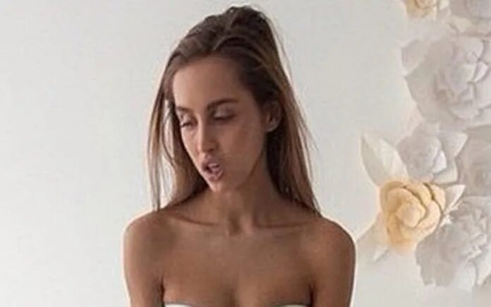Настя Киушкина Голая