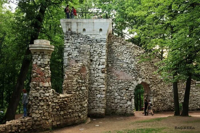 Стены царицына