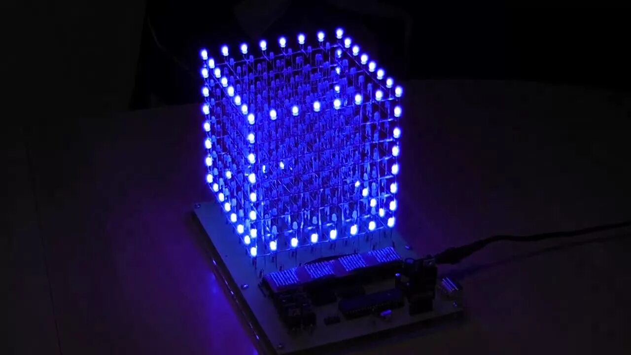 Led cube. Led Cube 8x8x8. Светодиодный куб 16х16х16. Куб из светодиодов 16х16х16.