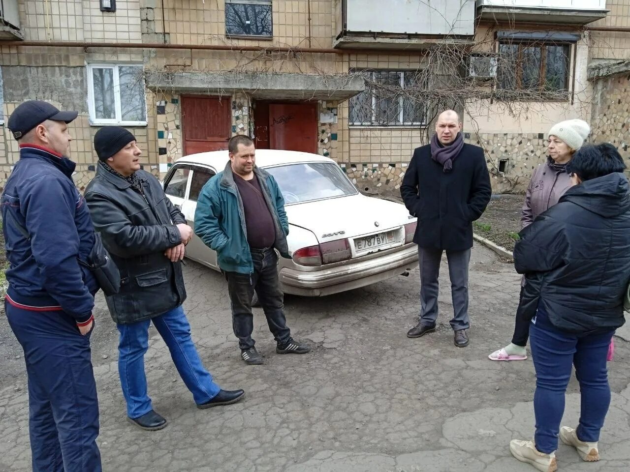 Сход граждан осуществляет полномочия. Сход граждан. Сход граждан зимой. Сход граждан Участковый. Сход граждан инфографика.