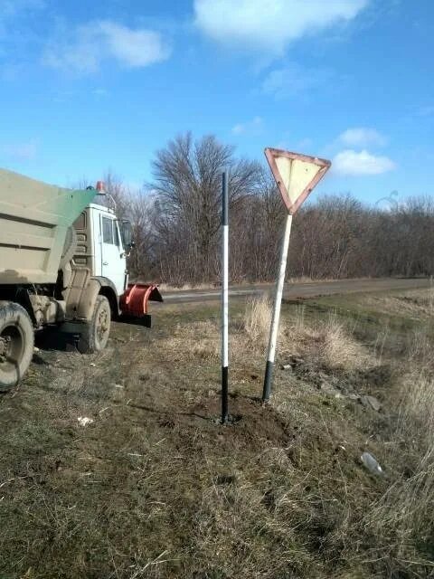 Погода в яшалте на 14 дней. Дорога Яшалта-Сальск. Дорога Яшалта-Романовка. Дорожная служба Яшалта.