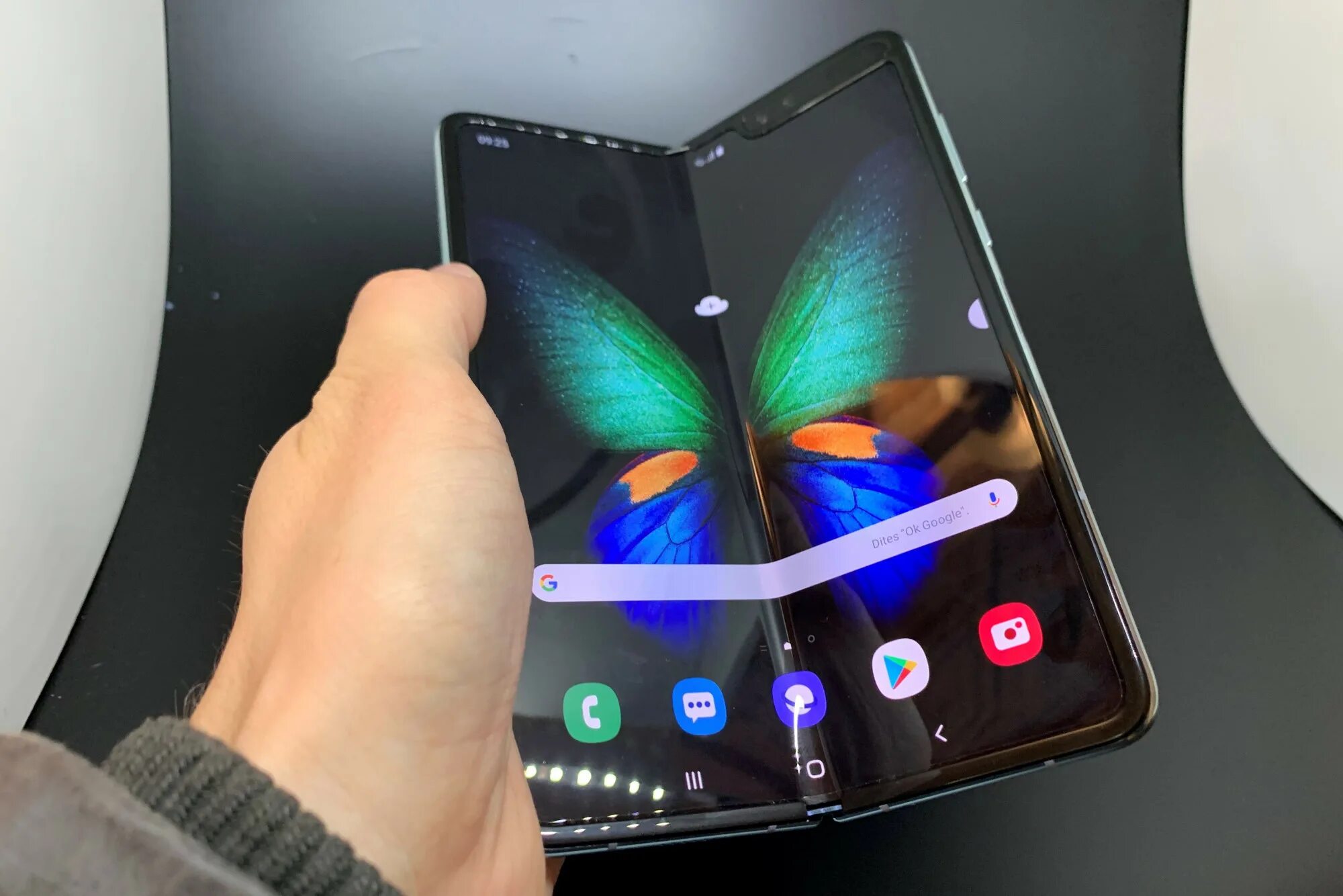 Самсунг фолд в москве. Самсунг фолд 6. galaxy fold 2.0. галакси фолд 2 диагональ. dimension galaxy fold.