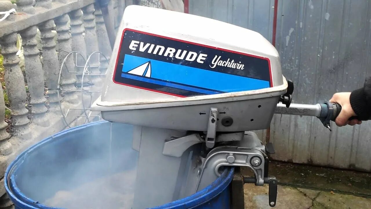 Лодочный мотор 70 купить. Моторы Эвинруд 150. Evinrude Лодочный мотор 4 1970. Лодочный моторов Yаmаhа 8. Эвинруд 521 куб см.