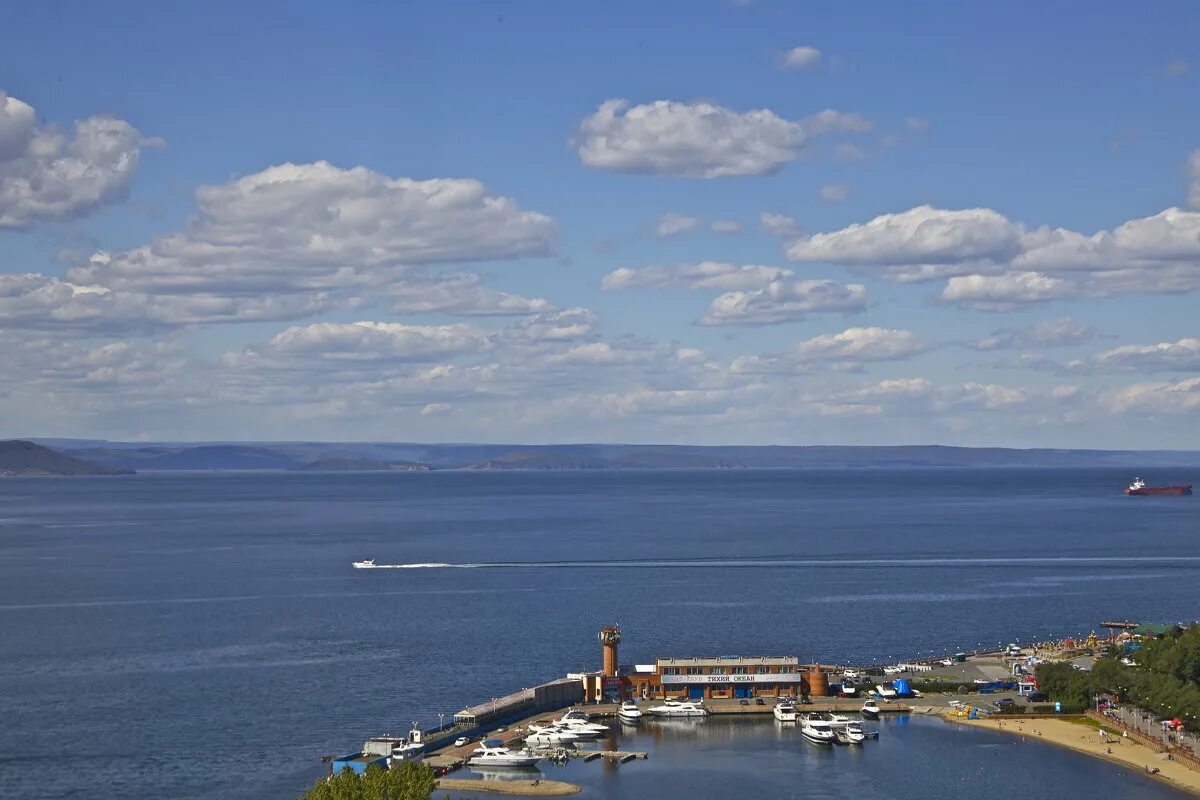 набережная амурского залива владивосток. низководный мост владивосток. вид на амурский залив владивосток. сквер им муравьева амурского владивосток. амурский залив владивосток.