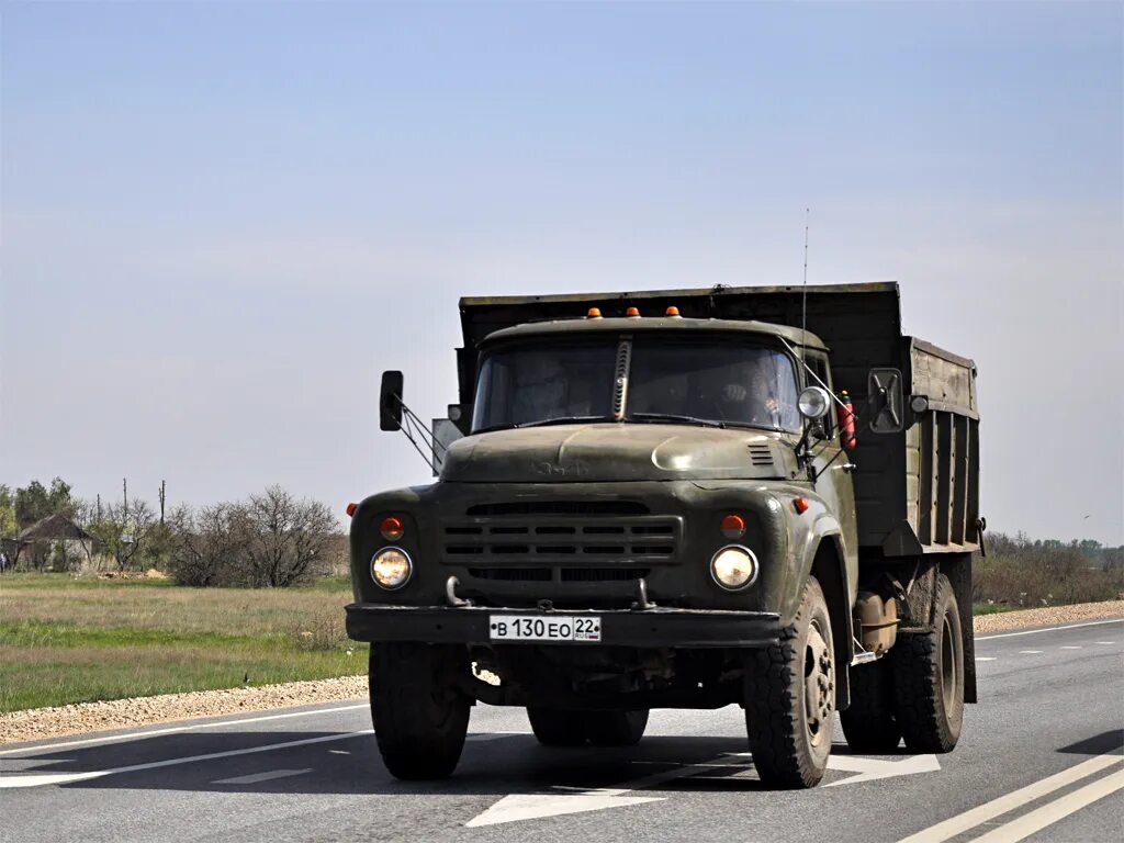 Зил 130 алтайский край. ЗИЛ 131 Алтайский край. ЗИЛ 130 И ЗИЛ 131 В Алтайском крае. Ео 22. ЗИЛ-130,Алтайский край,Горняк фото.