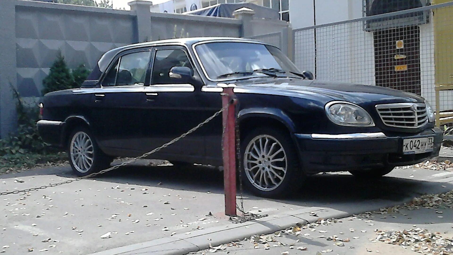 Волга 31105 крайслер. 4 крайслер. Волга 31 крайслер. Газ 31105 2. Газ 31105 крайслер.