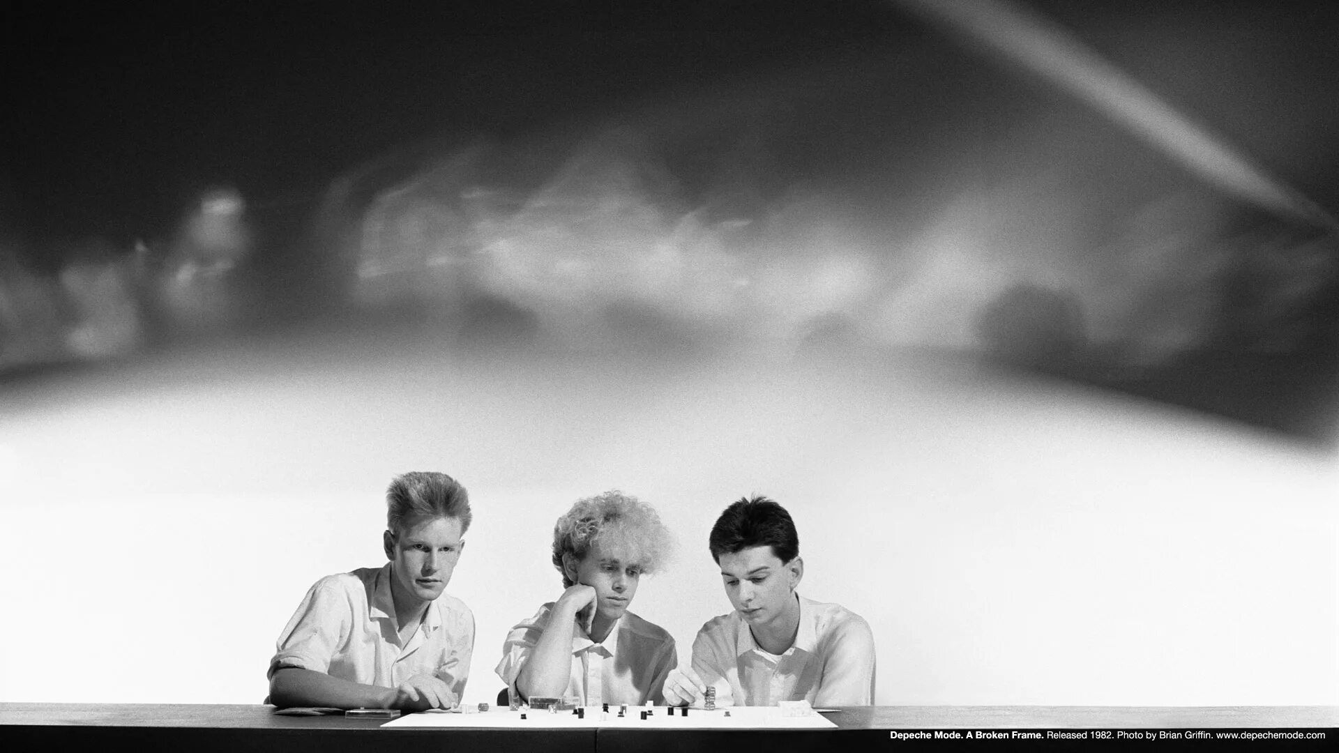 Broken mode. Depeche mode a broken frame 1982. depeche mode 1982. depeche mode 1982 live. депеш мод 1982.