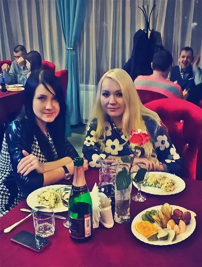 Островок штеменко. Кафе островок нижний новгород кузнечиха. Генерала штеменко 5 нижний новгород. Кафе островок дизайн. Кафе островок нижний новгород штеменко.