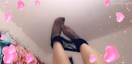 Белл долфин. Белль дельфин ножки. бель дельфин feet.