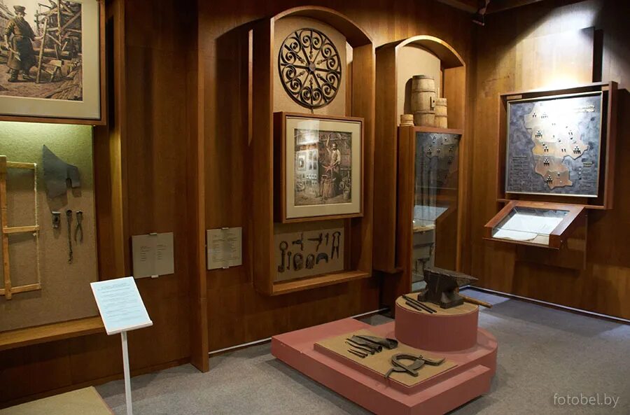 Могилев местный краеведческий музей. Могилевский областной музей. Краеведческий музей могилёва. Могилевский краеведческий музей экспозиция. Могилёв музей краеведческий беларусь.