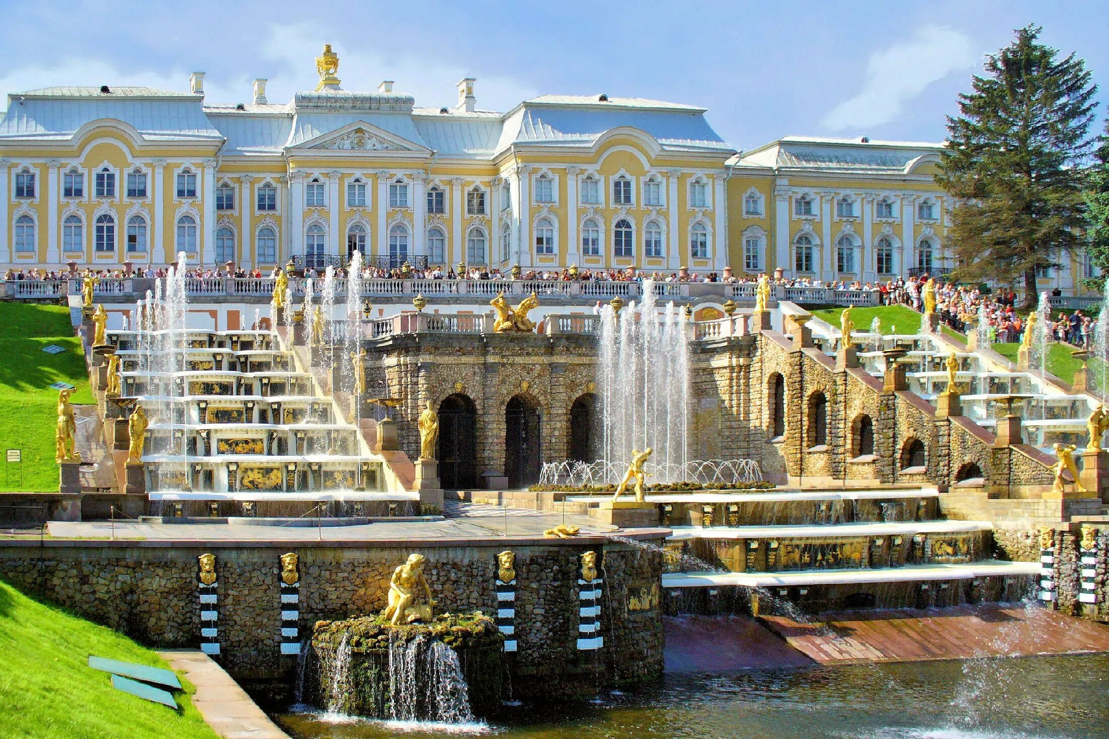 The peterhof palace is also