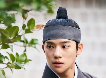 Moon sang min