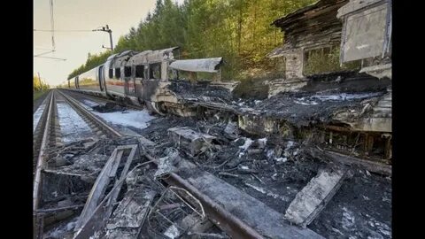 Горит электропоезд