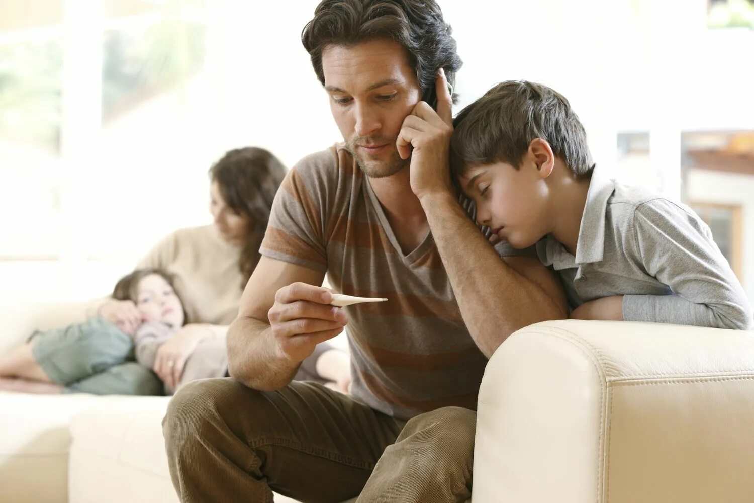 Are you concerned about the. Папа на больничном с ребенком. father, mother and sick child. sick dad.
