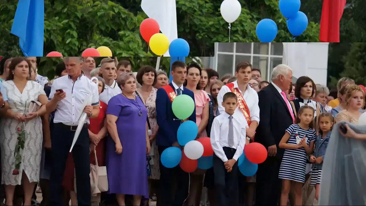 Усмань в контакте новый формат. Сайт школы с девица Усманский район. Школа село Октябрьское Усманского района Липецкой области. Выпускной Усмань. Девицкая школа Усманского района.