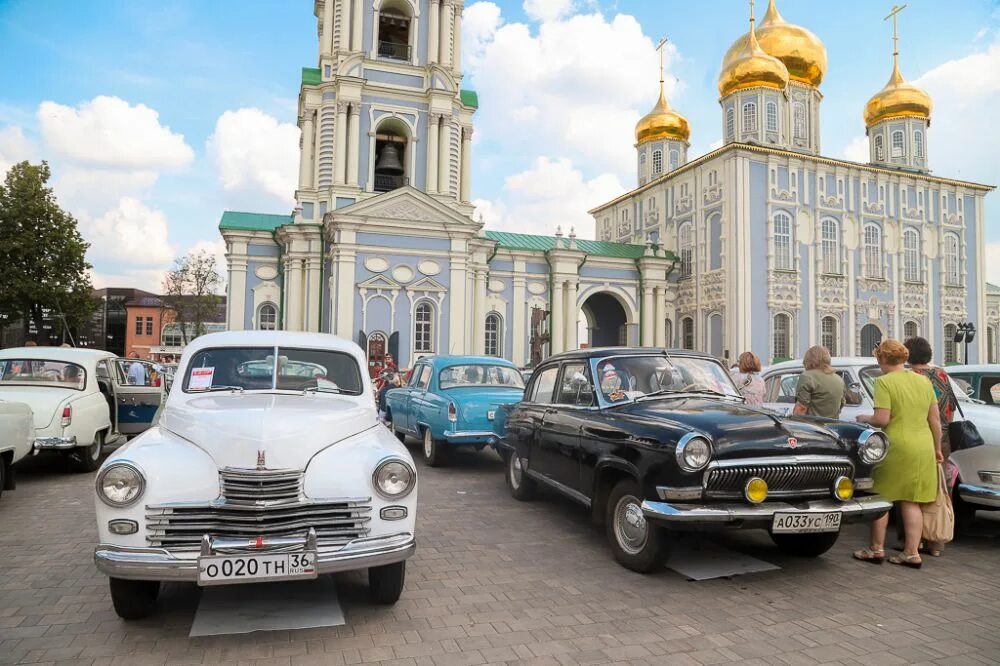 Ярославль тула на машине. Автострада Тула. Тула машина. Редкие машины в Туле. Выставка автомобилей под Тулой.