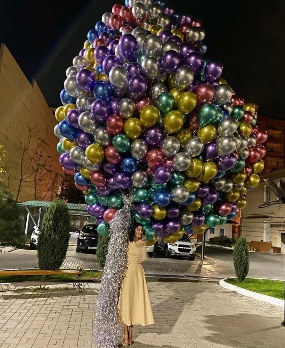 Воздушные шары гелиевые. Гелевые шары. Шары хром квалатекс. Цветные шары. Украшение шарами.