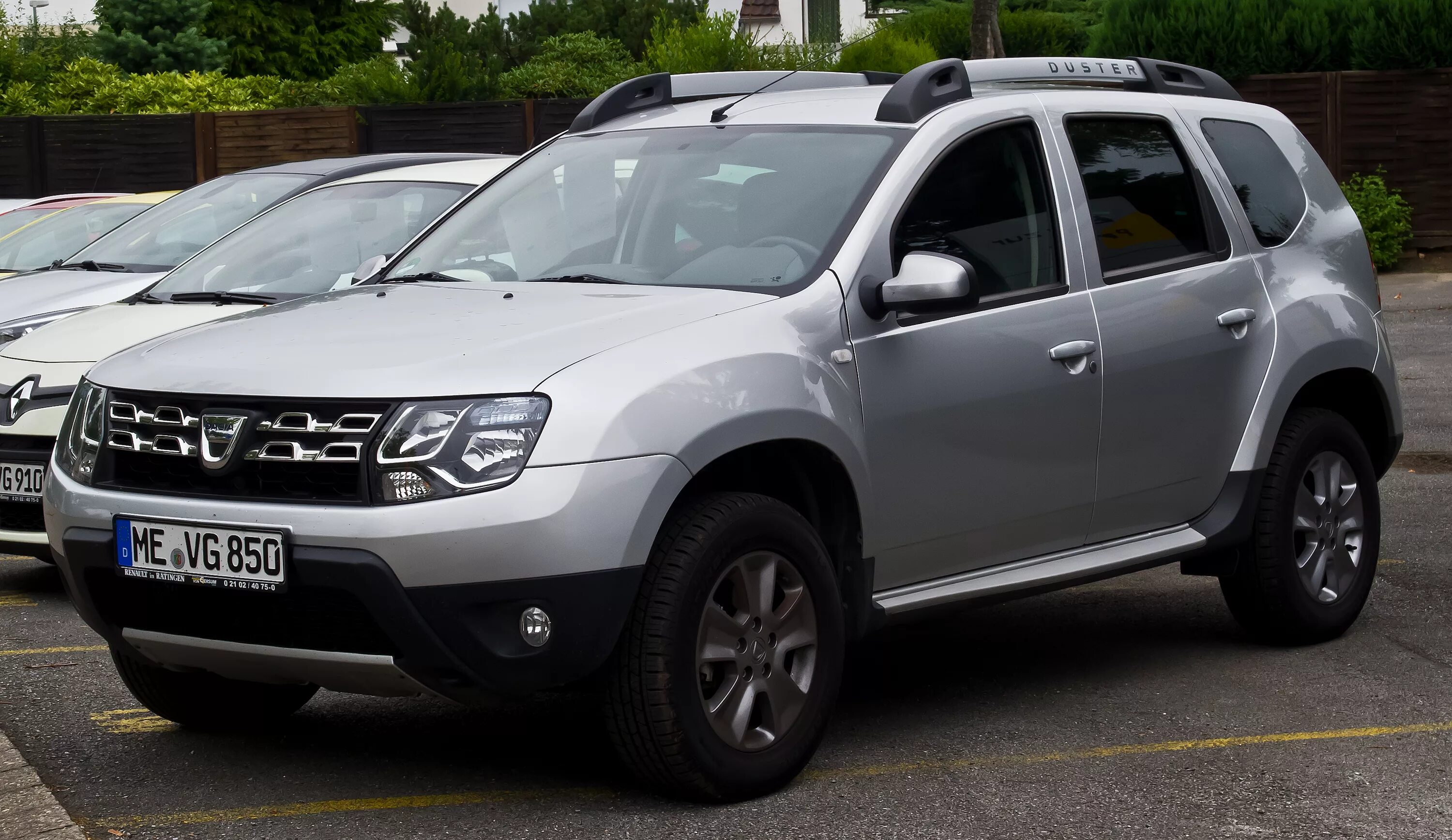 Вес рено дастер. Dacia duster 4x4 2020 model. рено дачия дастер. дачия дастер 1. renault duster 4x2.