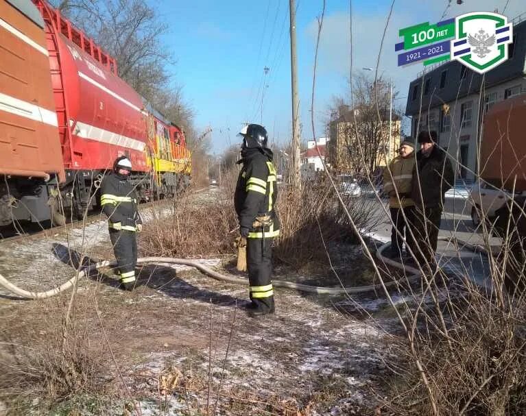 Охрана жд транспорта. Пожарные поезда ФГП во ЖДТ России. Пожарный поезд ВОХР. Ведомственная пожарная охрана железнодорожного транспорта. Ведомственная охрана железнодорожного транспорта.