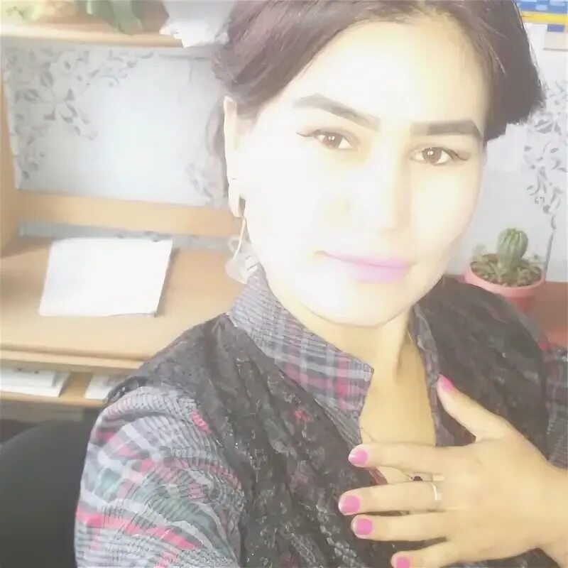 Ава ашота. Канал карусель маша и медведь. Маша место маши таджик. Красивые девушки таджички. Манижа канибадам.
