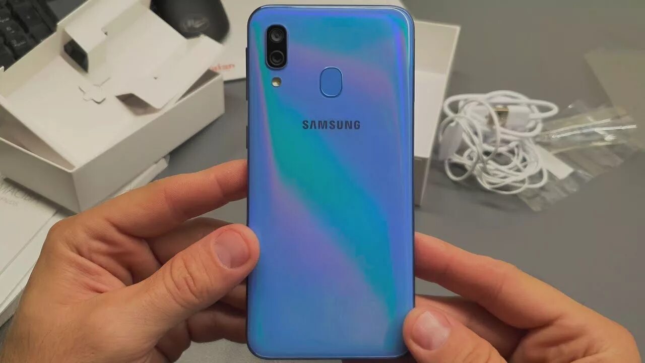 Samsung Galaxy a40 Blue. Samsung Galaxy a40 голубой. Самсунг а40 голубой. Самсунг галакси а 40 синий. Галакси а40 купить