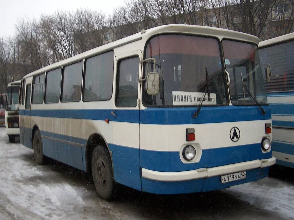 Расписание автобусов людиново калужской. Калуга Людиново автобус. Автобус Калуга Людиново автобус. Автобусы Людиново. Автобус Людиново Киров.