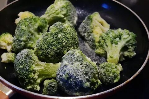 Сколько жарить брокколи замороженную