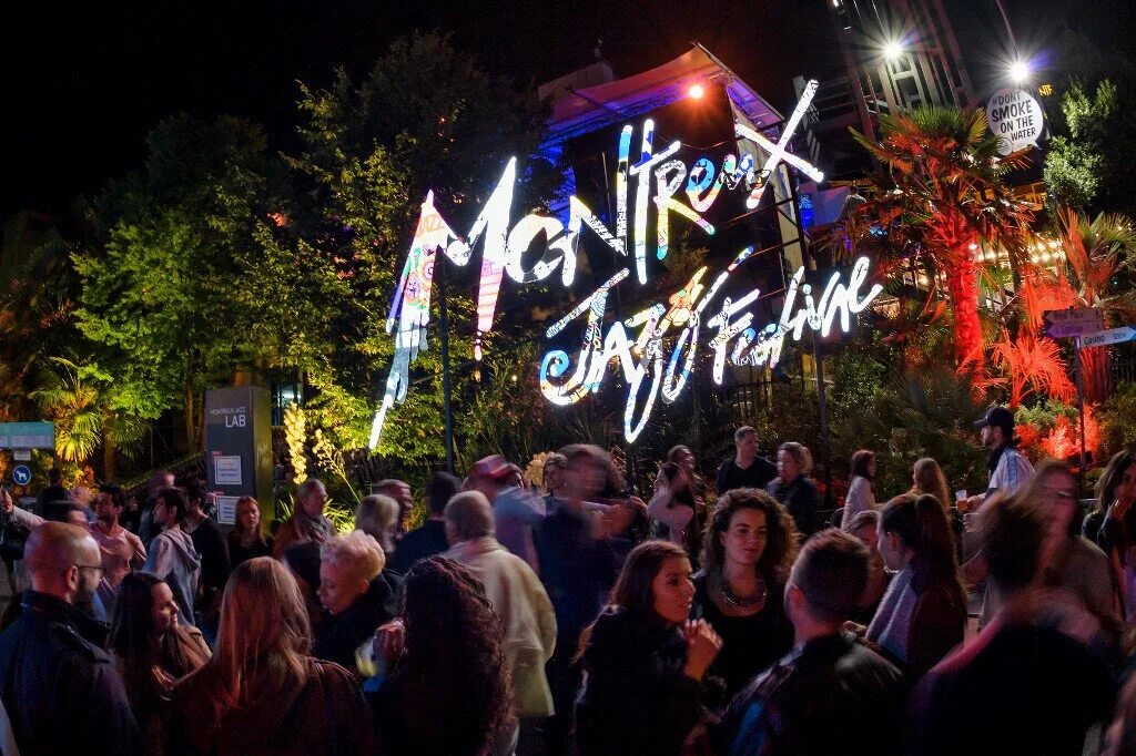 Montreux jazz festival. Джазовый фестиваль в монтре. Montreux jazz festival. Montreux jazz festival. Фестивали в швейцарии.