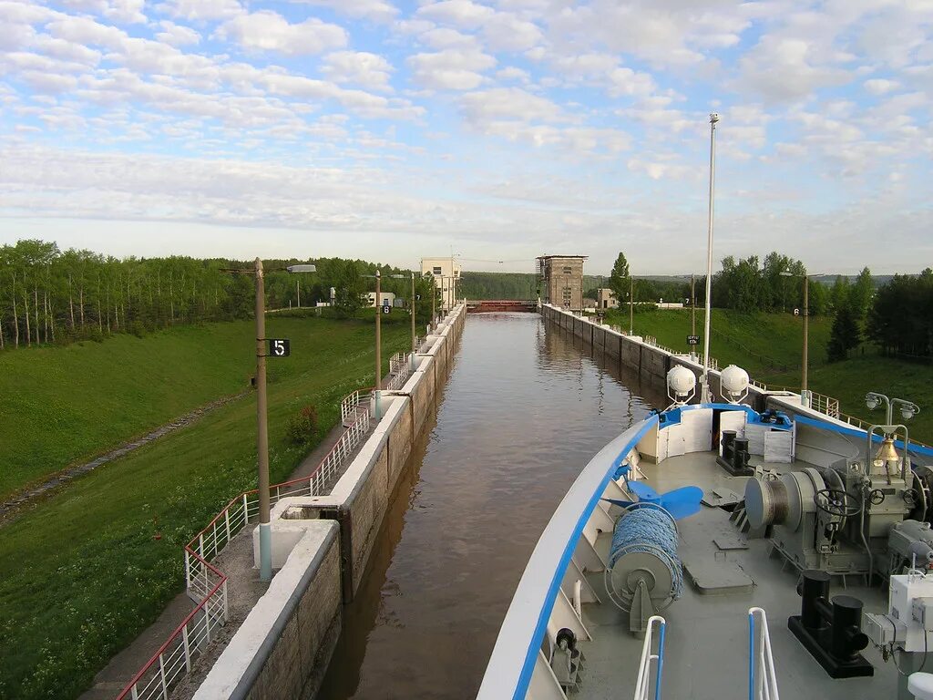Шлюз исправлено. Шлюз 6 Волго-Балтийского канала. Пахомовский гидроузел шлюз 6. Вытегра Волго Балтийский канал. Волго Балтийский Водный путь Вытегра.