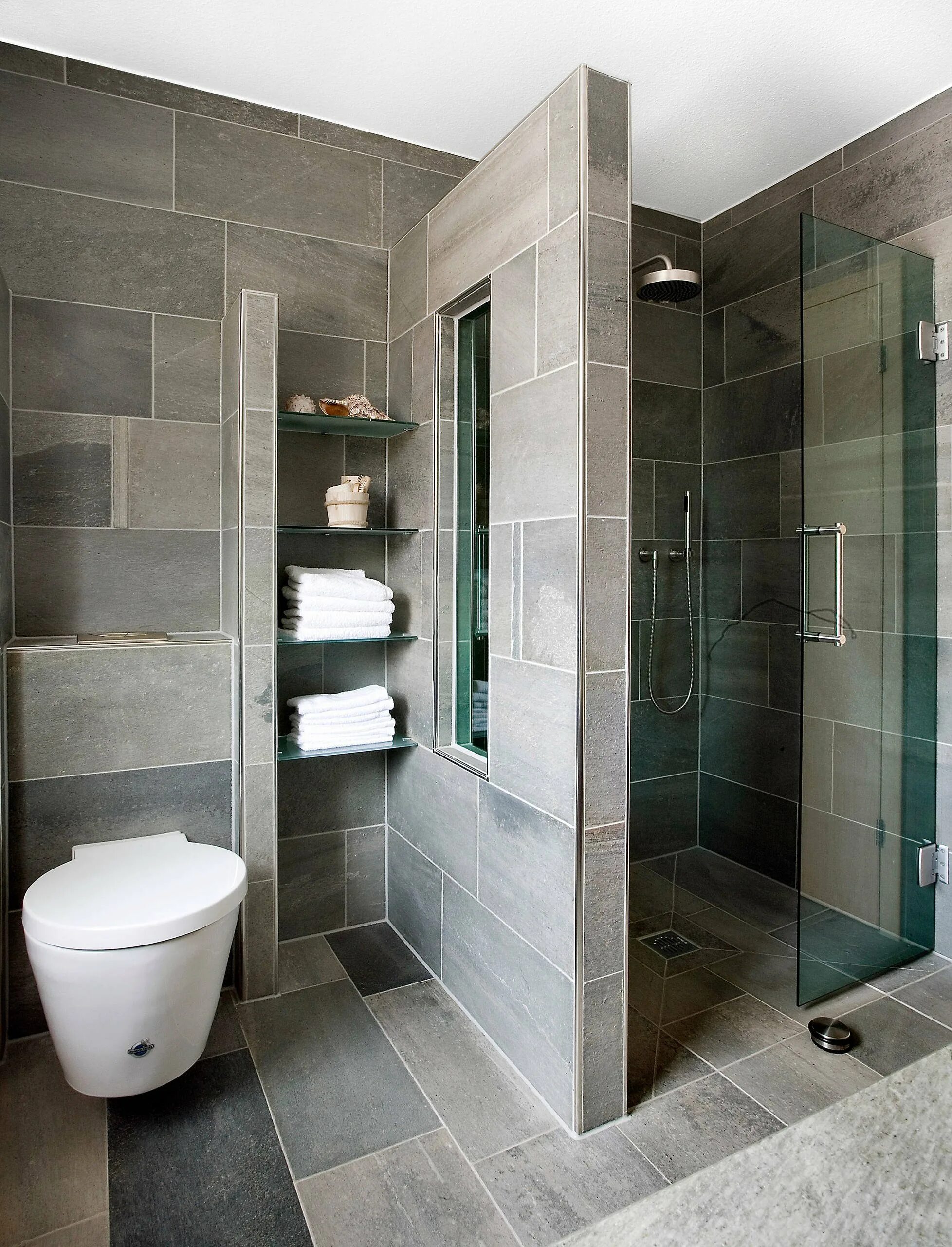 Ванная комната с перегородкой дизайн. Душевая комната. Душевая кабина из плитки. Ванная комната с душем.