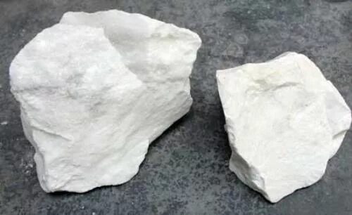 Гипс происхождение горной породы. Гипс алебастр минерал. Гипс caso4 2h2o. Гипс зернистый минерал. Полезные ископаемые гипс.