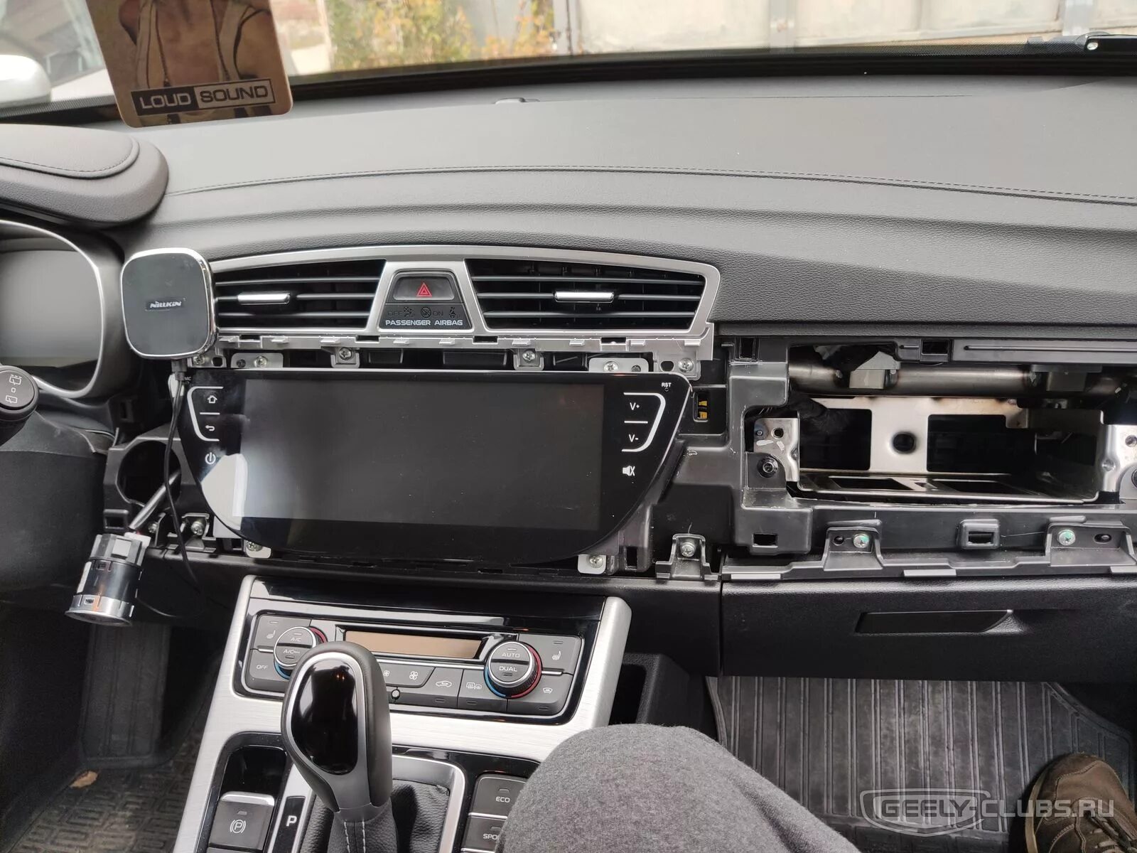 Geely atlas магнитола. Geely atlas магнитола