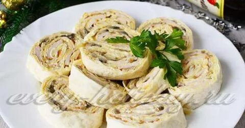 Рулет лаваш копченая курица сыр