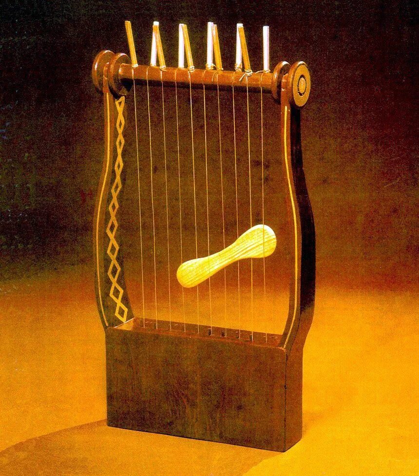 Музыкальные инструменты в древности. Древнеегипетская арфа. Кифара музыкальный инструмент древней Греции.
