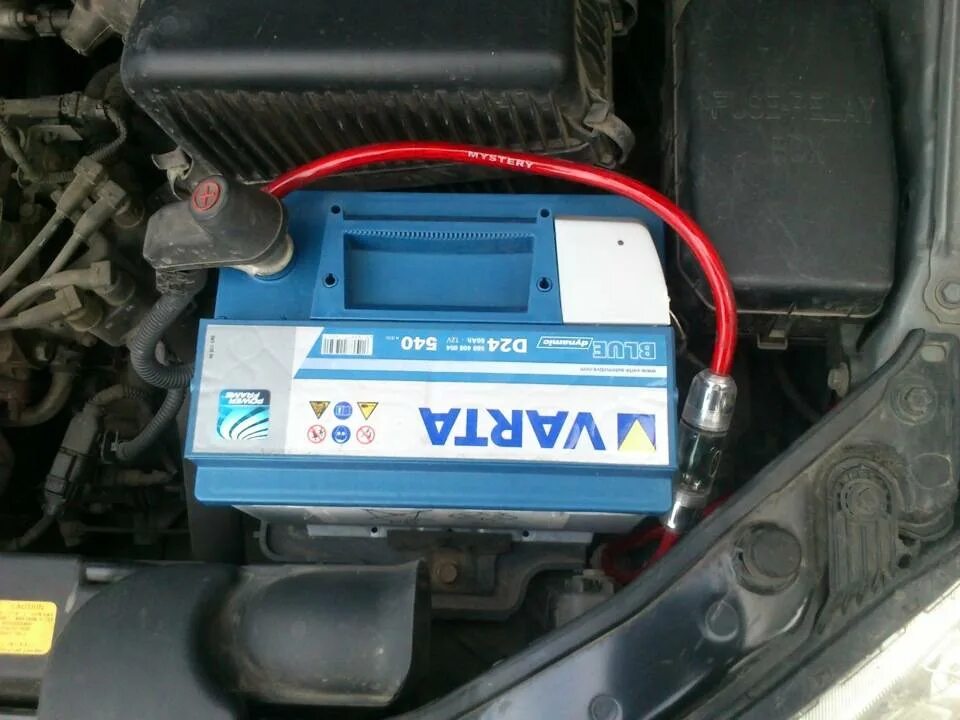 Как узнать какой аккумулятор стоит. Акб hyundai getz 1.4. аккумулятор на хендай гетц 1.6. аккумулятор hyundai getz 2007 1.4. хендай гетц 2007 акб.