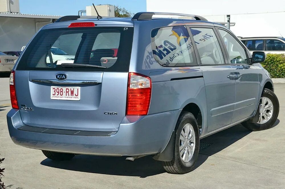 Kia carnival поколения. Kia Carnival 2 поколение. Кеа карнавал 3 поколение. Киа Карнивал 2,2. Киа Гранд Карнивал 2.