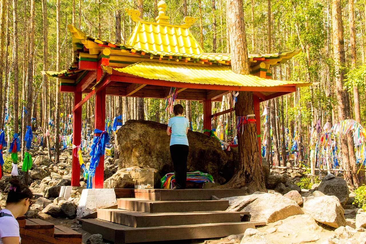 Лик богини янжимы. Баргузинский дацан янжима. Танцующая богиня янжима бурятия. Янжима дацан баргузинская долина. Лик богини янжимы бурятия.