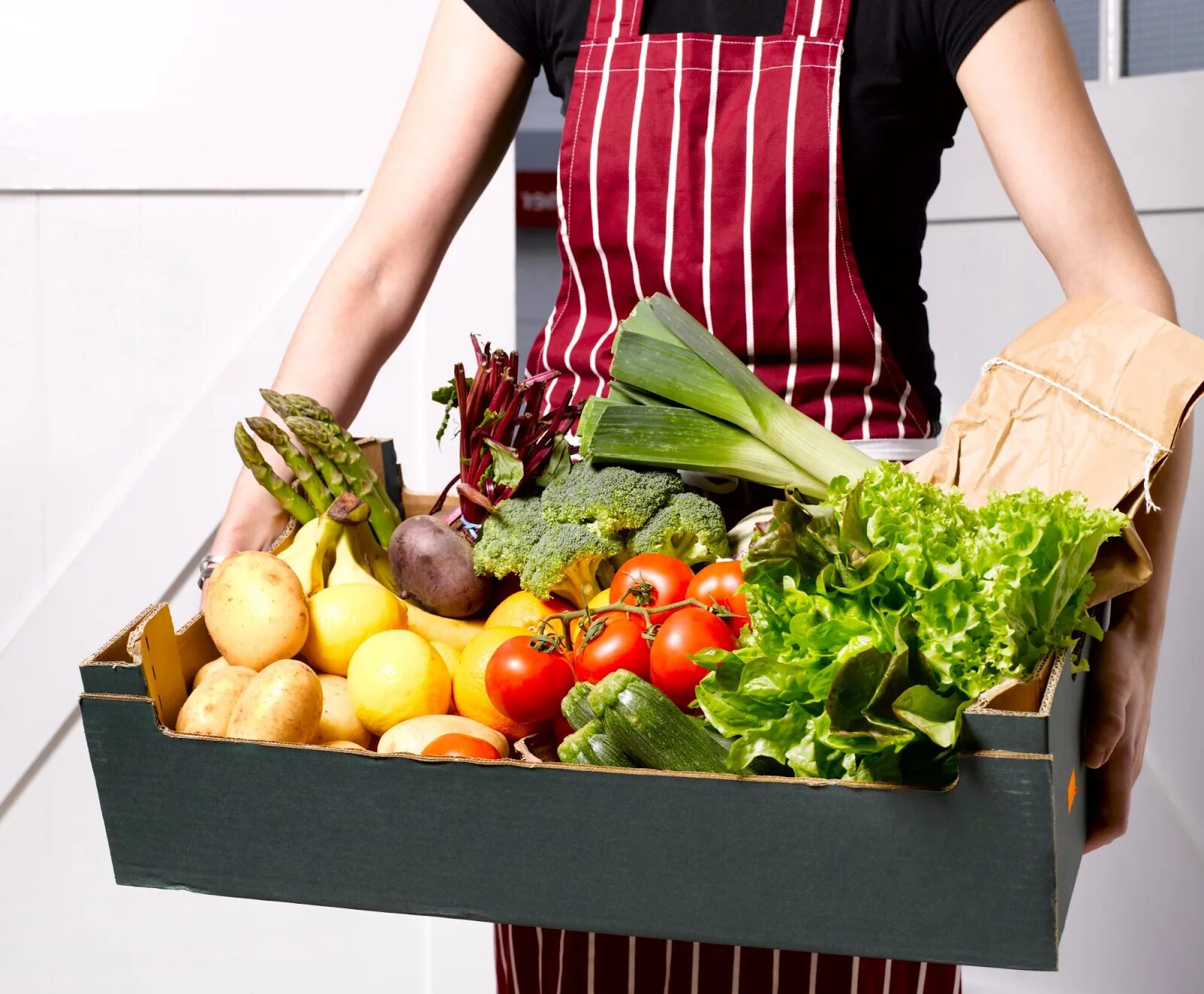 компании занимающиеся продуктами питания. экологически чистые продукты питания. продуктовый магазин баннер. продукты питания. рекламный баннер продуктового магазина.