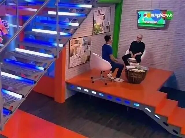Мультстудия выпуск. Александр олешко мультстудия. мультстудия карусель. мультстудия на канале карусель. анонс мультстудия карусель 2011.