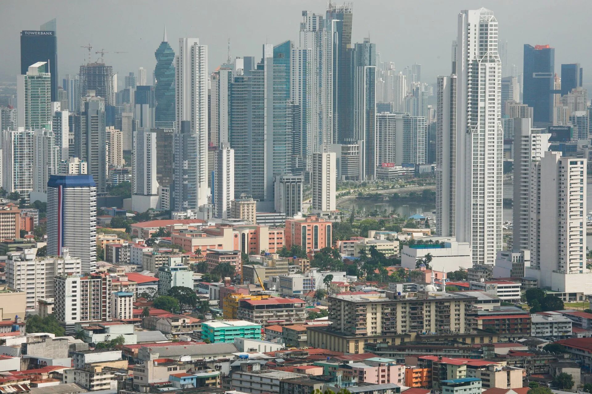 Panama city. Панама-Сити Панама. Башня революции Панама-Сити. Панама небоскребы. Панама Сити город в Панаме.