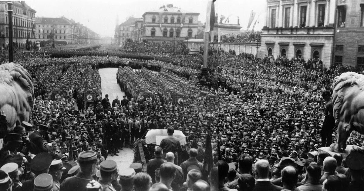 Песков объявление войны. Hitler 1934.